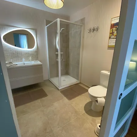 Bed & Breakfast La Tulipe Sauvage 3*